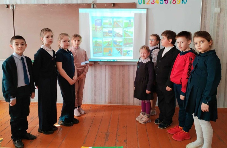 Месячник "Уступи дорогу поездам".